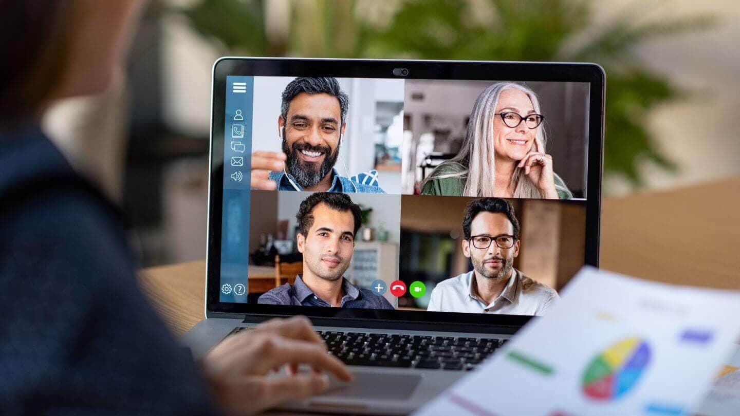 Amsterdamse webdesigner vs. remote: wat kiezen voor jouw bedrijf?