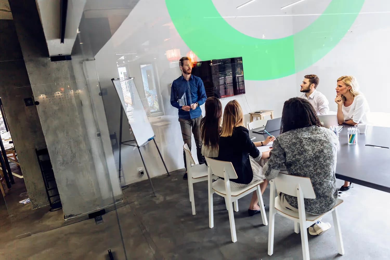 Wat is saas marketing? 15 bewezen strategieën + ai tips